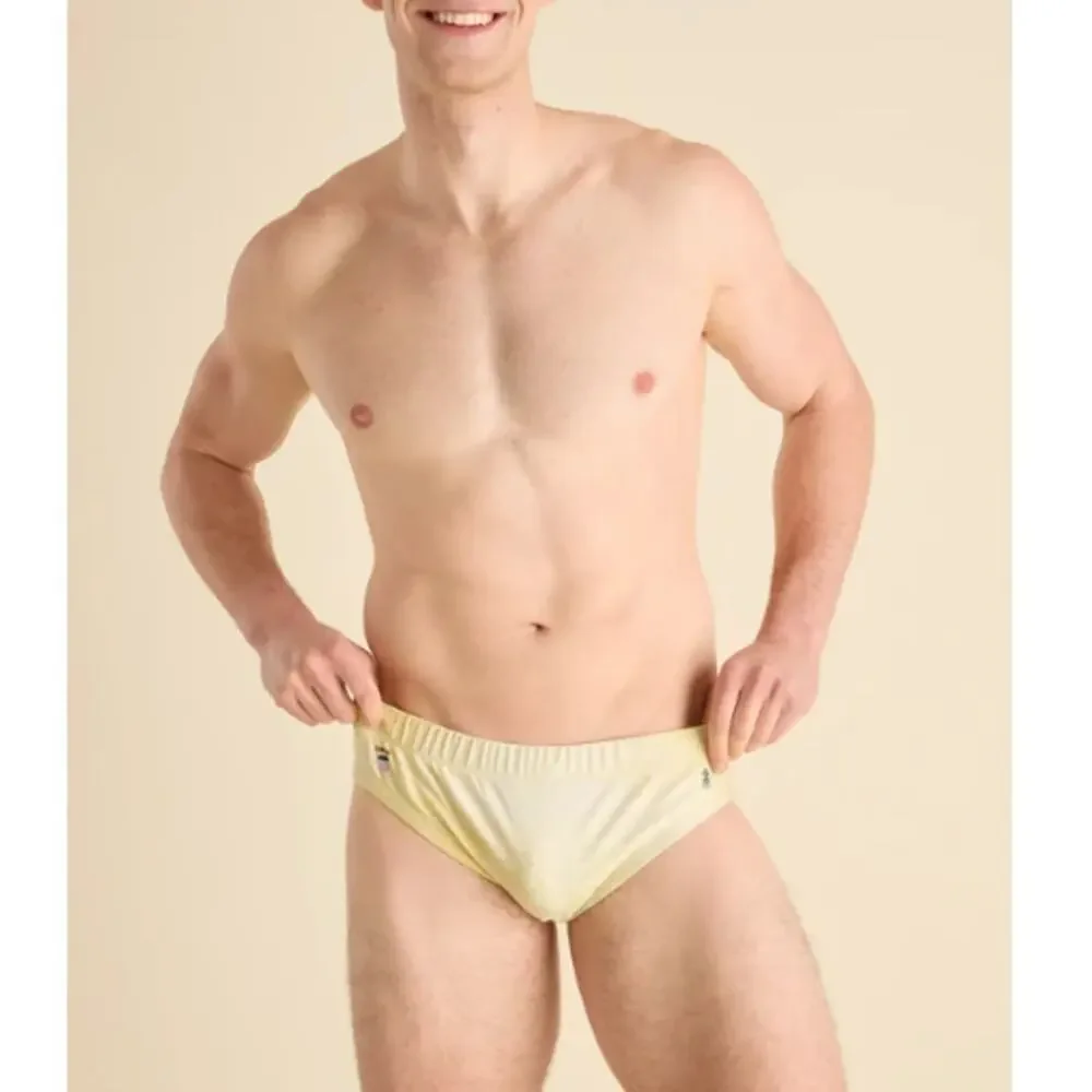 Chubbies Navy The Hidden Golds Tear-Away Swim Trunk Size XXL